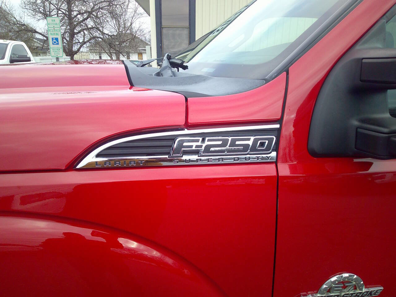 Used 2015 Ford F250 Lariat w/ Lariat Ultimate Package image 10