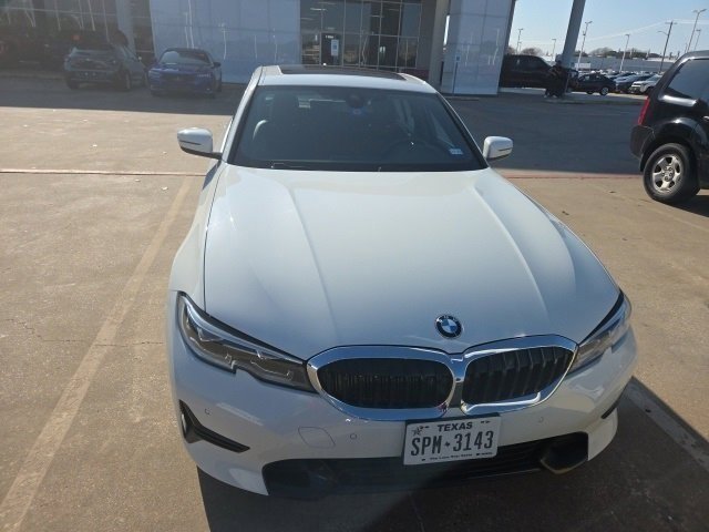 Used 2019 BMW 330i Sedan w/ Driving Assistance Package image 2