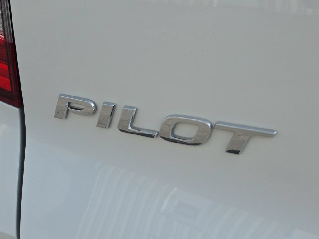 Used 2022 Honda Pilot Elite image 7
