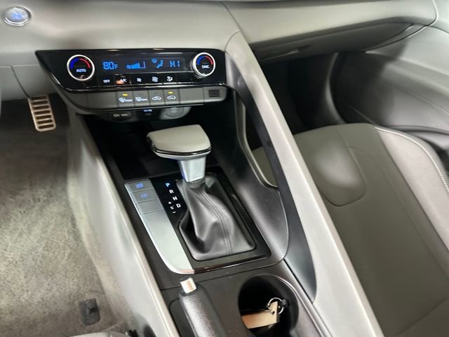 Certified 2025 Hyundai Elantra Sport image 48
