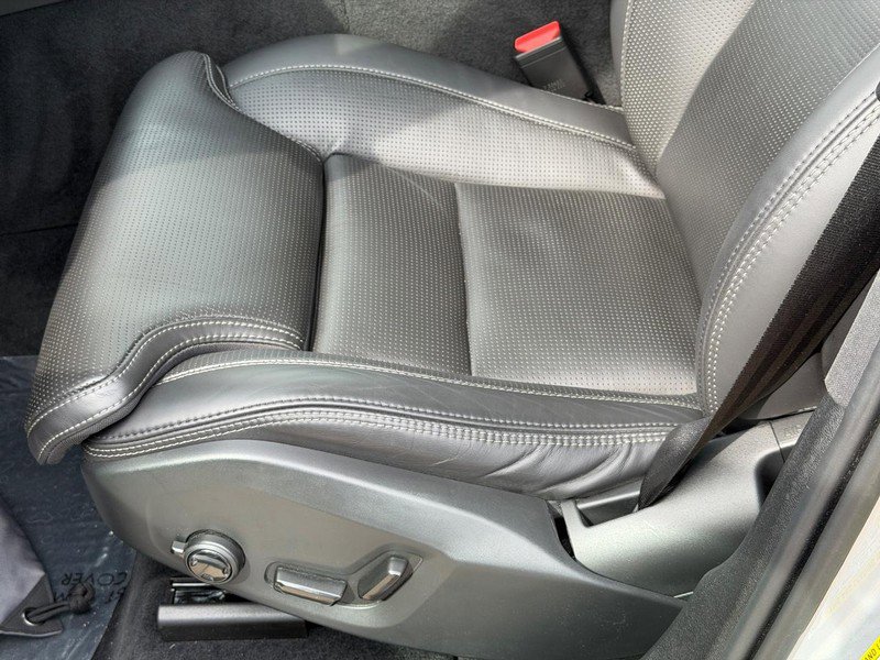 Certified 2023 Volvo XC60 B6 Ultimate w/ Protection Package Premier AWD/4WD image 26