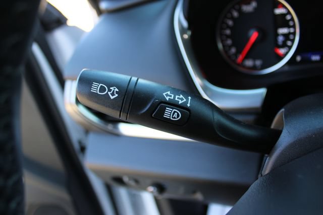 Used 2023 Chevrolet Traverse Premier w/ Redline Edition AWD/4WD image 11