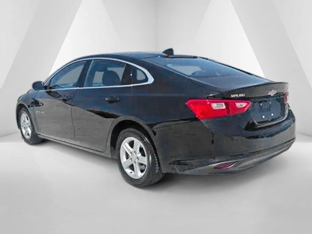 Used 2024 Chevrolet Malibu LT FWD image 5