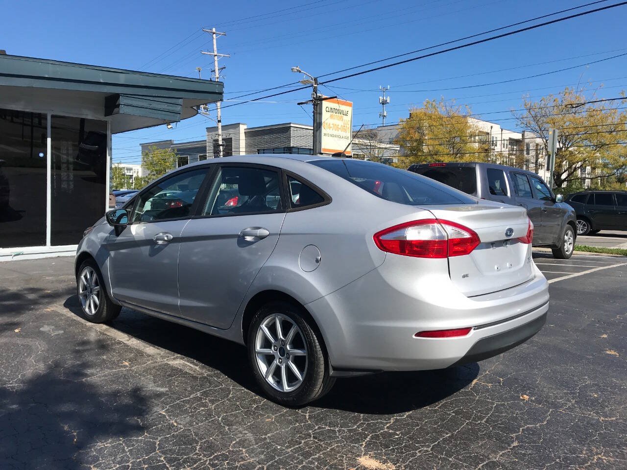 Used 2019 Ford Fiesta SE w/ Equipment Group 201A FWD image 5