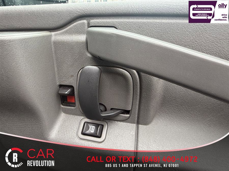 Used 2019 Chevrolet Express 3500 LS RWD image 27