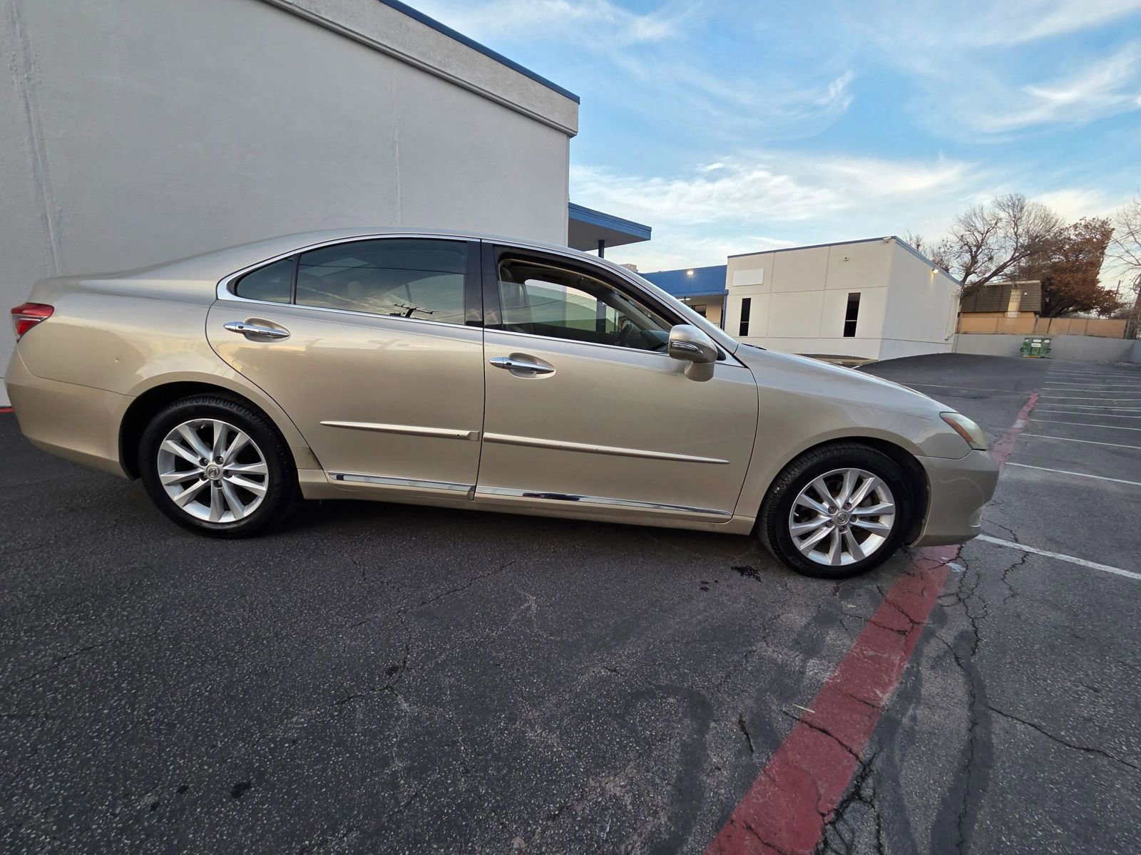 Used 2012 Lexus ES 350 image 5