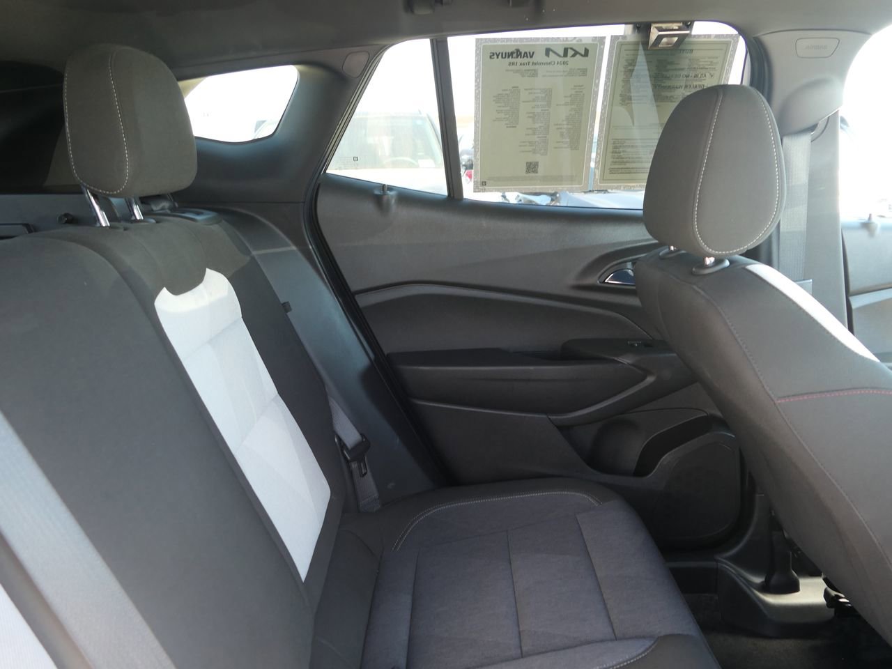 Used 2024 Chevrolet Trax RS w/ Driver Confidence Package image 24