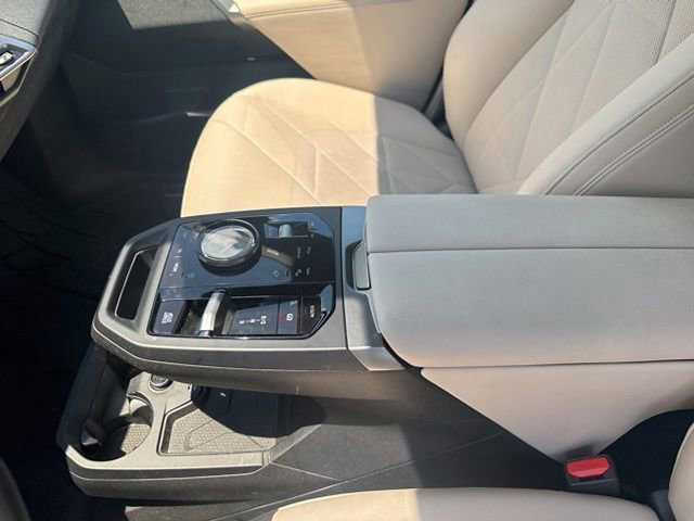 Certified 2025 BMW iX xDrive50 AWD/4WD image 22