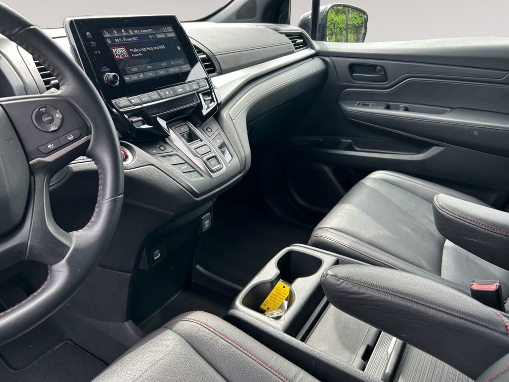 Certified 2024 Honda Odyssey Sport image 10