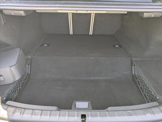 Used 2018 BMW 530e RWD image 6