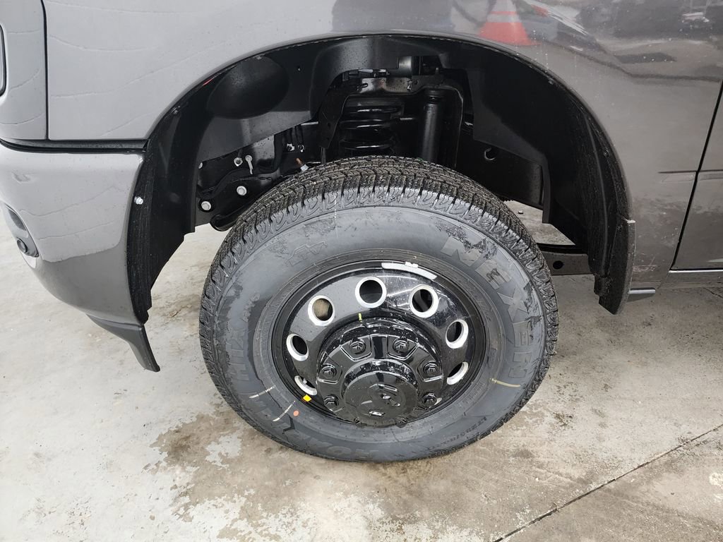 New 2026 RAM 3500 Laramie image 21