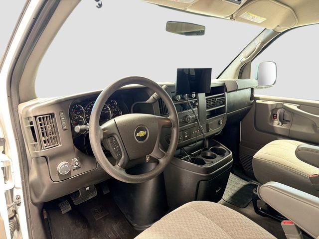 Certified 2015 Chevrolet Express 3500 LT w/ LT Preferred Equipment Group image 9