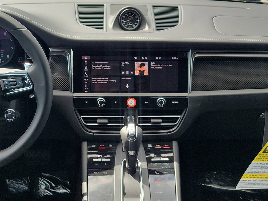 New 2026 Porsche Macan GTS image 22