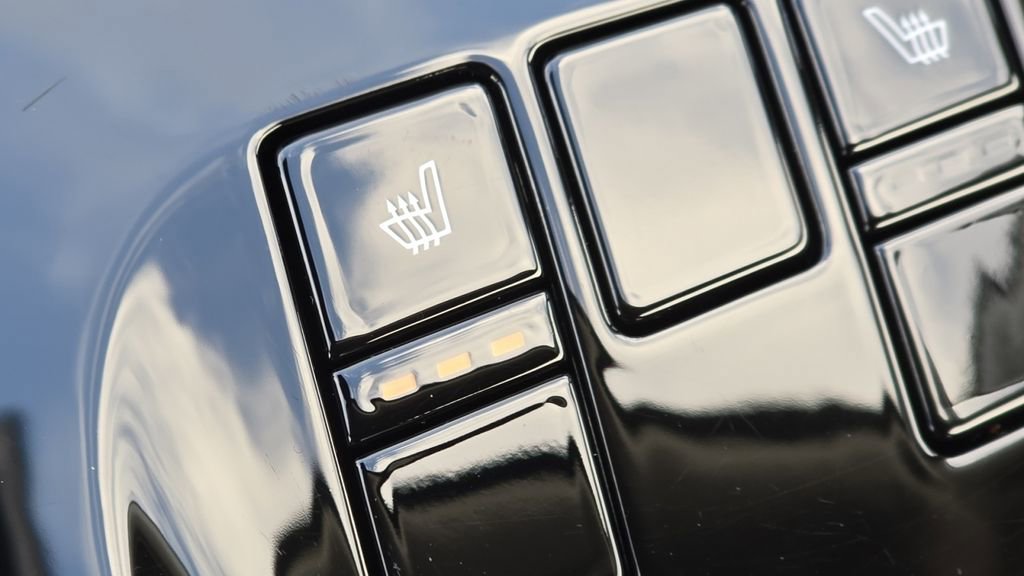 Used 2023 Kia Sportage LX image 7