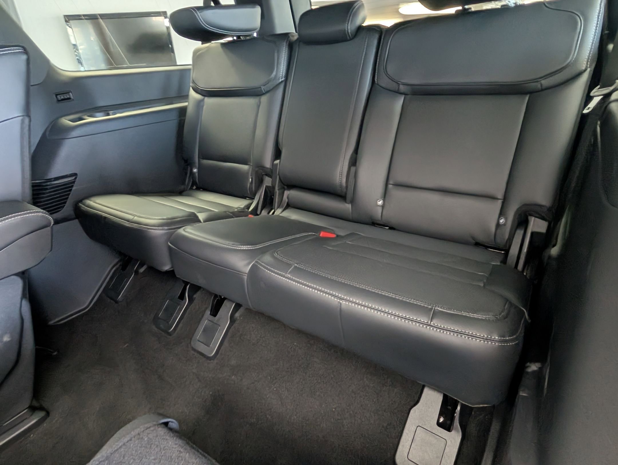 New 2025 Ford Expedition Max Platinum w/ Stealth Performance Package image 16