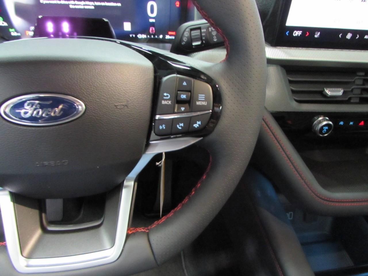 New 2026 Ford Explorer ST-Line w/ ST-Line Street Pack AWD/4WD image 18