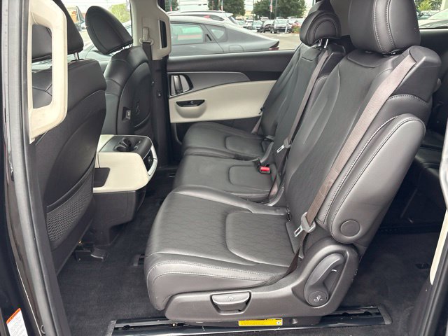 Certified 2023 Kia Carnival LX FWD image 27