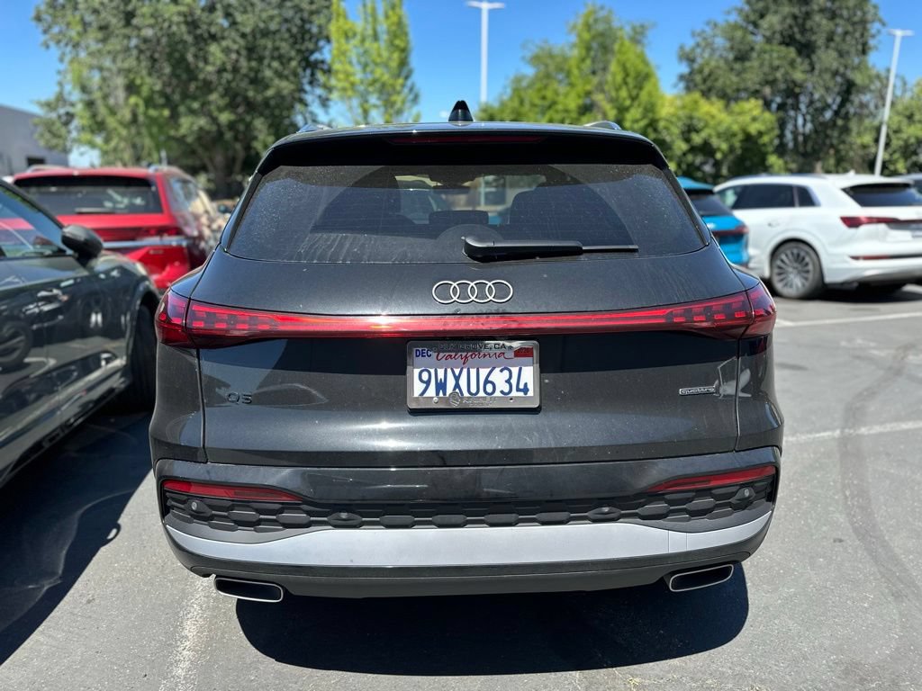 Used 2025 Audi Q5 Premium w/ Convenience Package AWD/4WD image 5