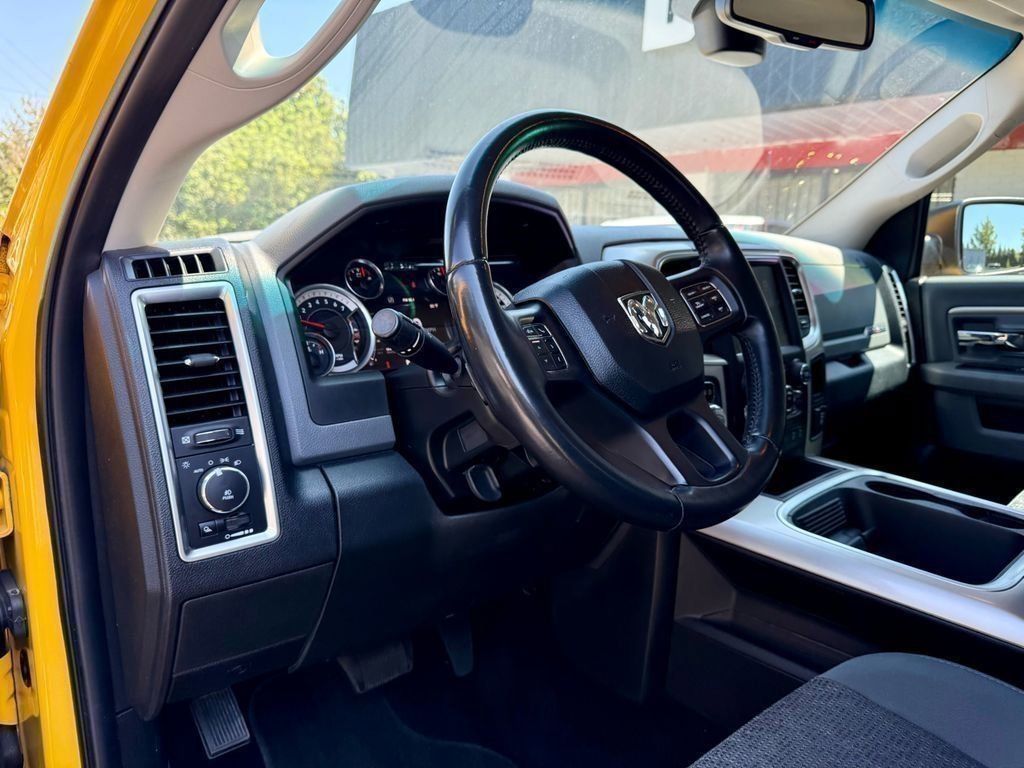 Used 2016 RAM 1500 Lone Star image 11