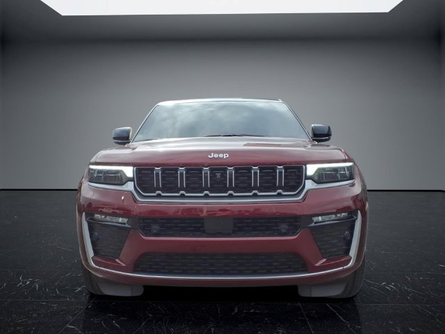 Used 2026 Jeep Grand Cherokee Summit w/ Adv Protech Group IV AWD/4WD image 2