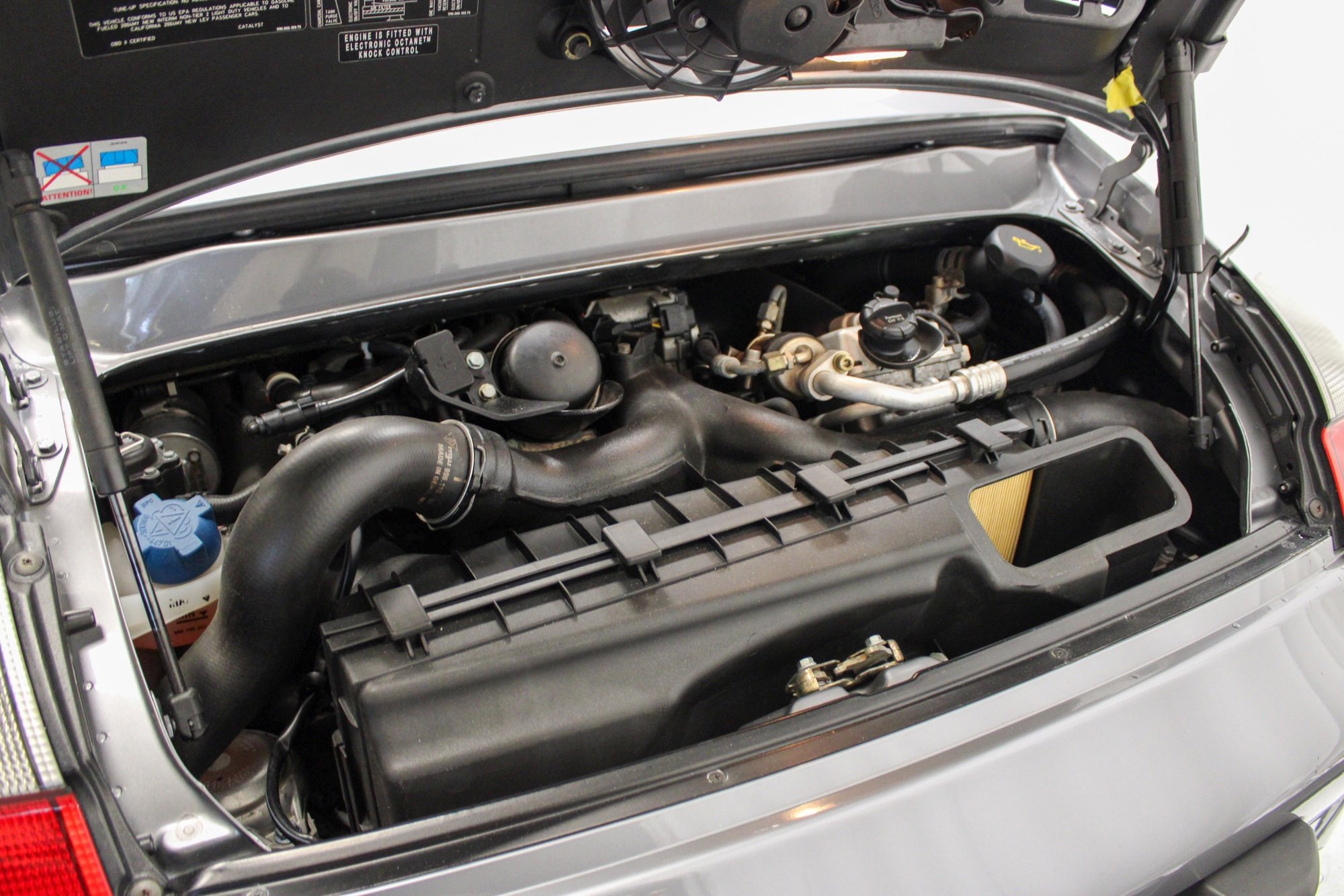 Used 2004 Porsche 911 Turbo image 44