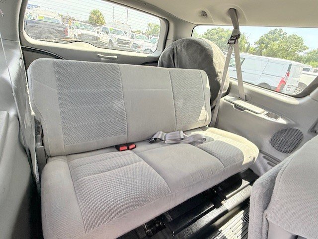 Used 2003 Ford Excursion XLT AWD/4WD image 19