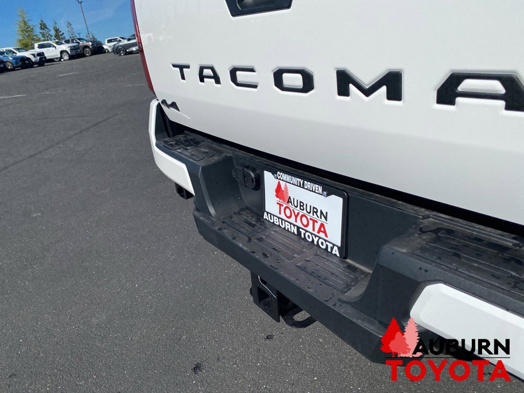 New 2026 Toyota Tacoma TRD Off-Road AWD/4WD image 9
