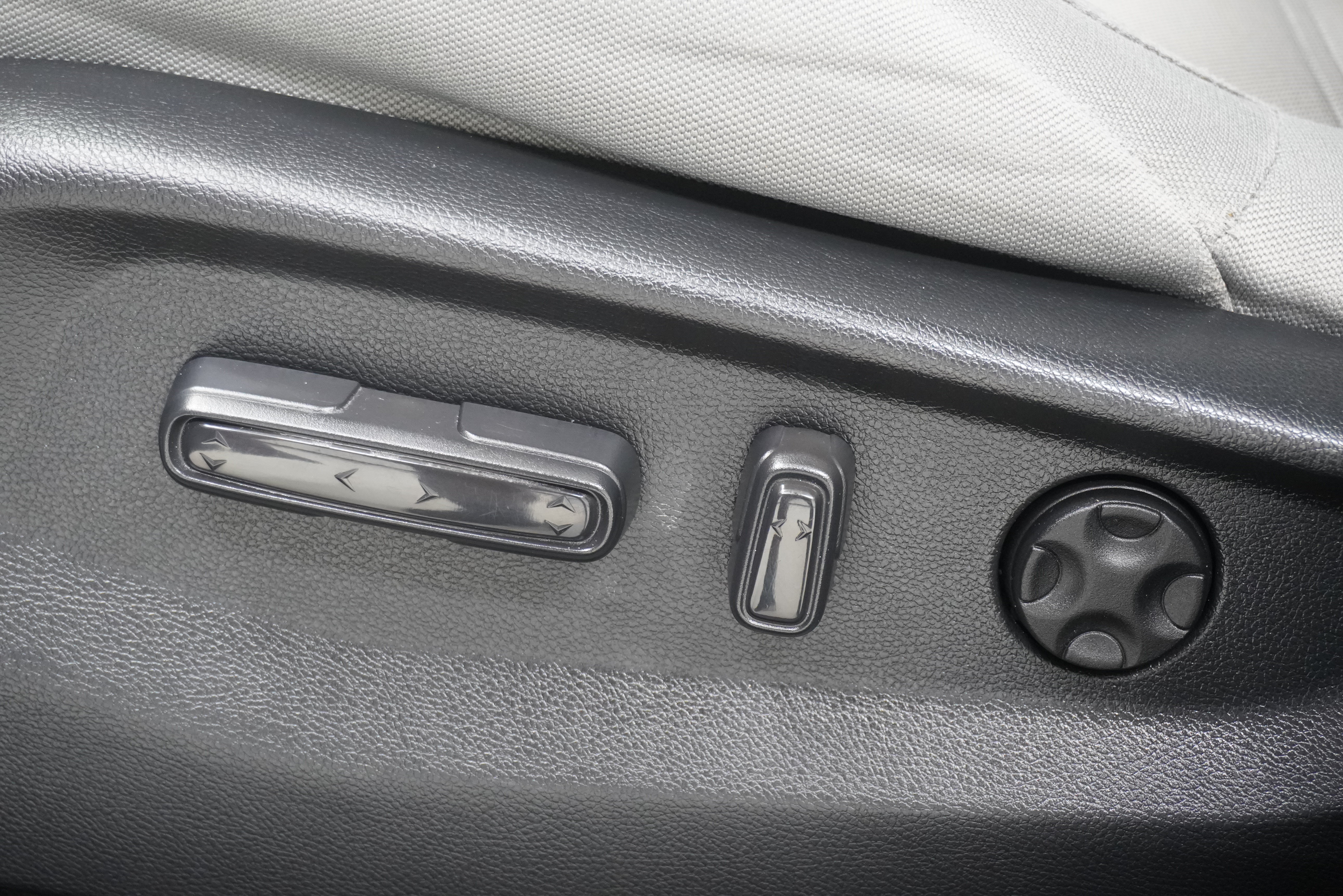 Used 2021 Honda CR-V EX image 13