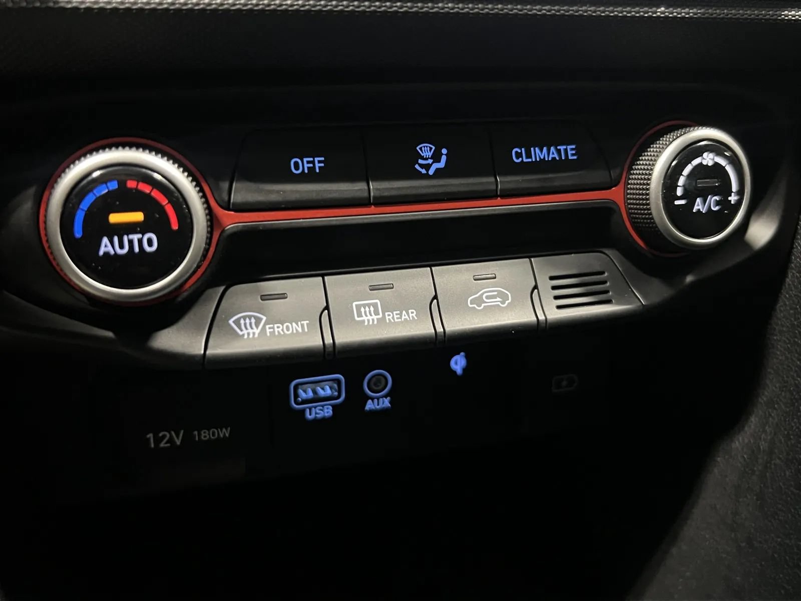 Used 2020 Hyundai Veloster 2.0 Premium FWD image 39