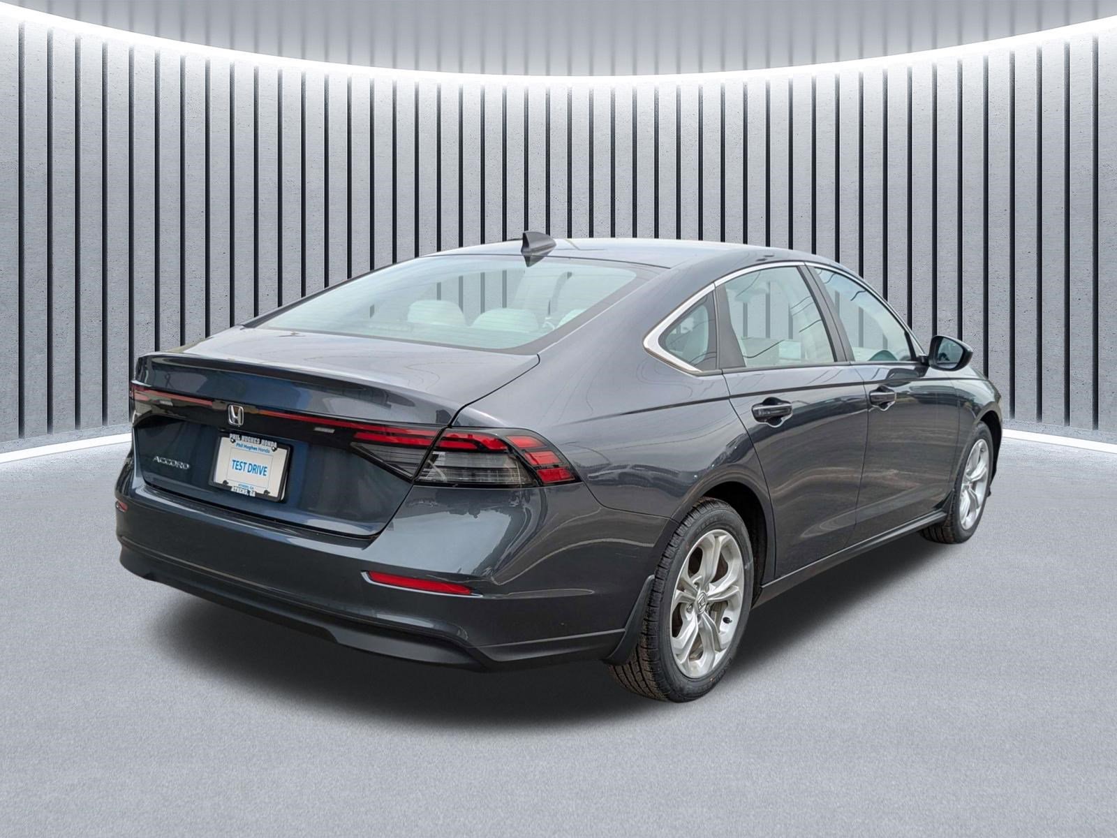 Certified 2023 Honda Accord LX image 5
