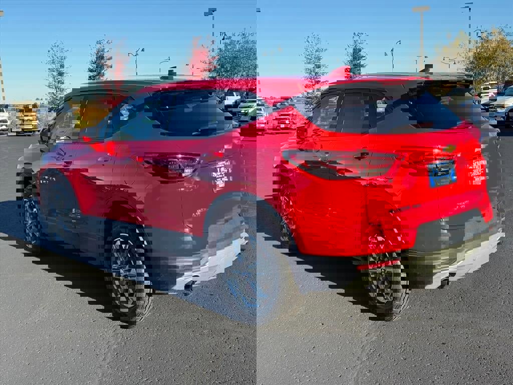 Certified 2023 Chevrolet Blazer LT w/ Driver Confidence Package image 3