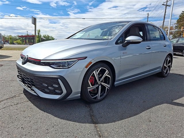 New 2025 Volkswagen GTI SE image 5