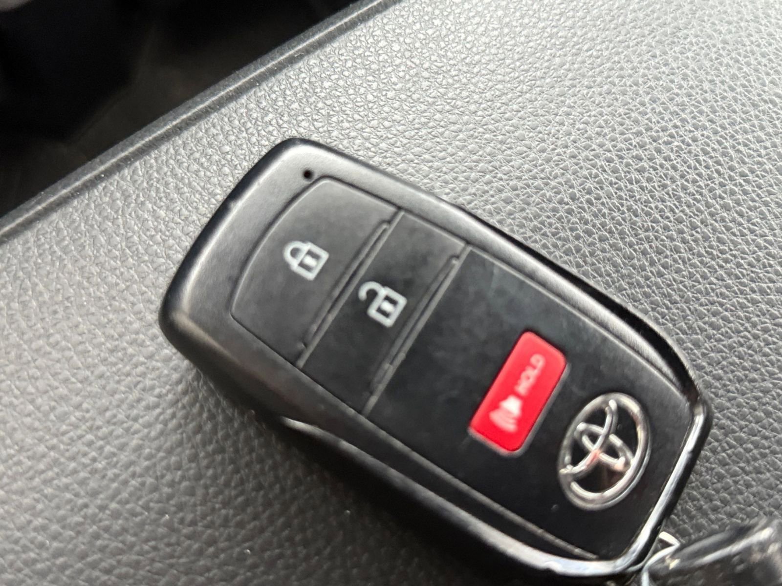 Used 2024 Toyota Tacoma TRD Off-Road AWD/4WD image 21