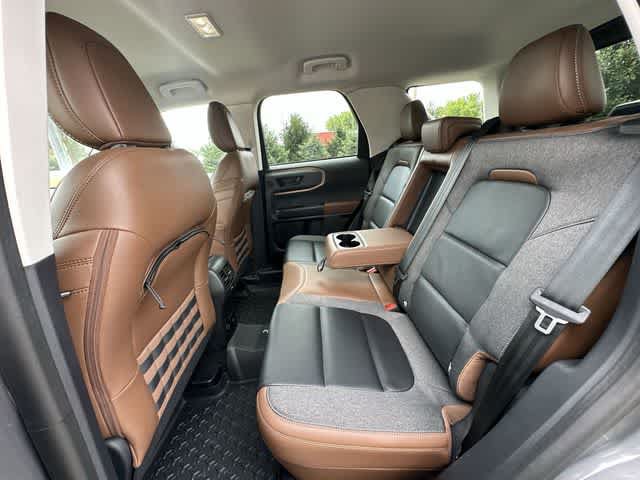 Used 2022 Ford Bronco Sport Outer Banks w/ Tech Package AWD/4WD image 17