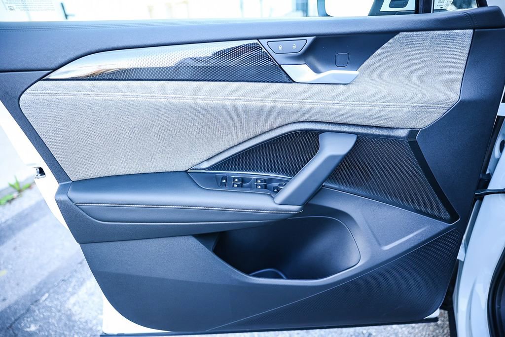 New 2026 Volkswagen Tiguan S image 30