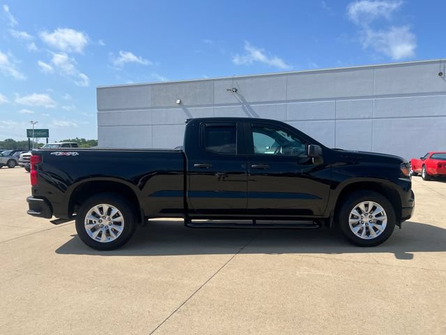 Certified 2024 Chevrolet Silverado 1500 Custom w/ LPO, Dark Essentials Package AWD/4WD image 6