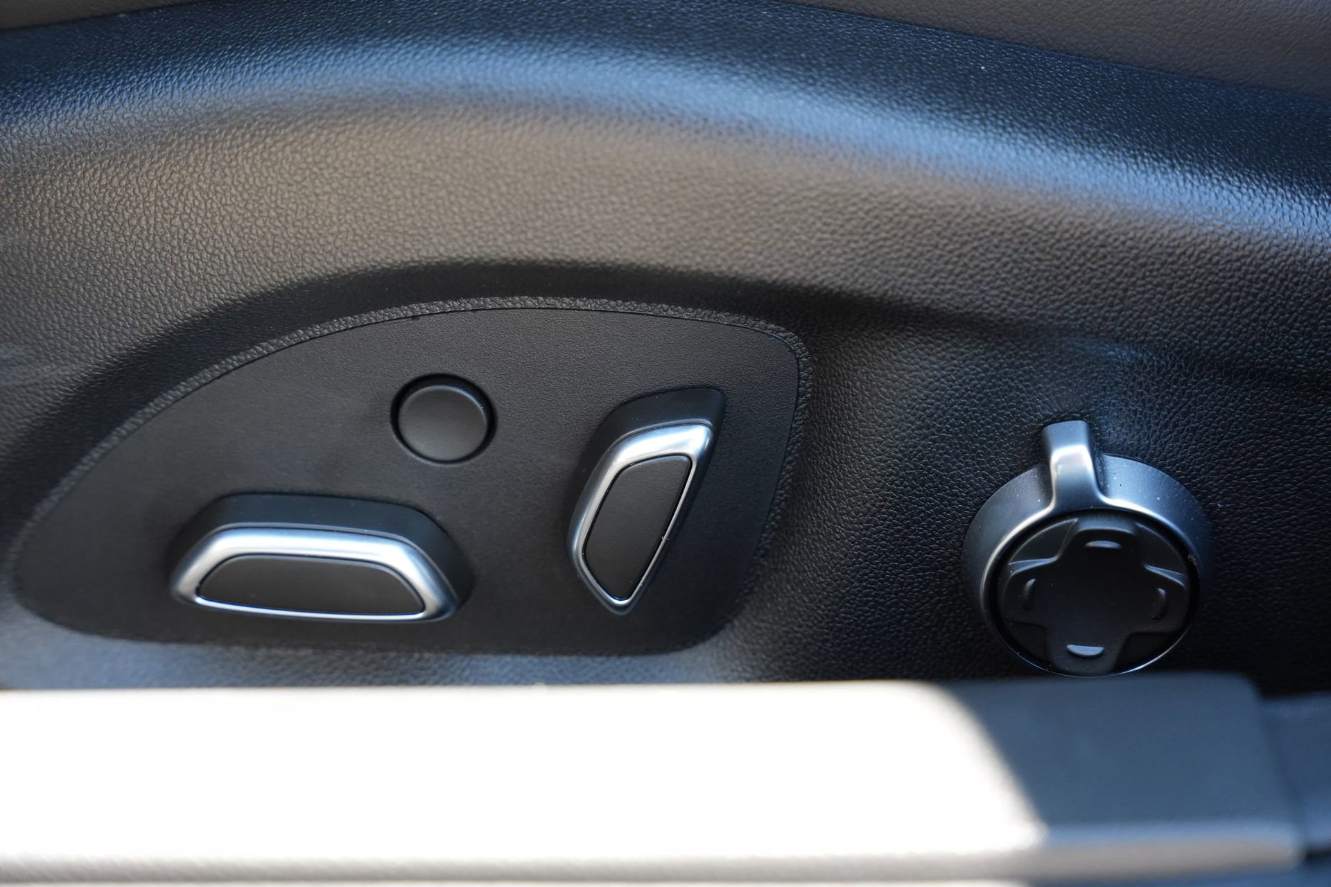 Certified 2026 Cadillac CT4 V image 16