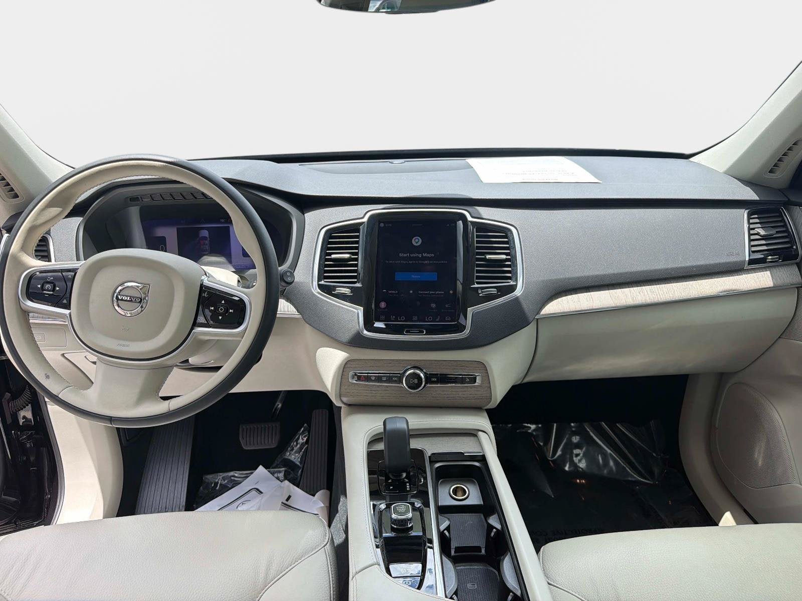 Used 2025 Volvo XC90 B6 Plus w/ Protection Package Premier AWD/4WD image 16