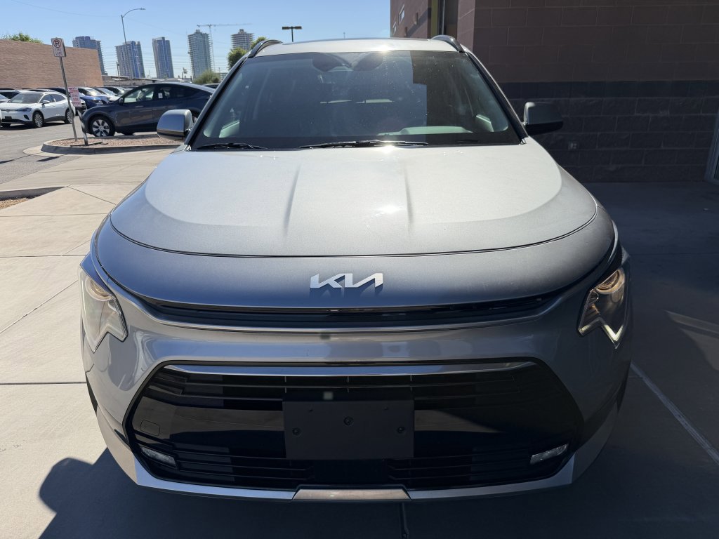 Used 2023 Kia Niro EX Touring image 10