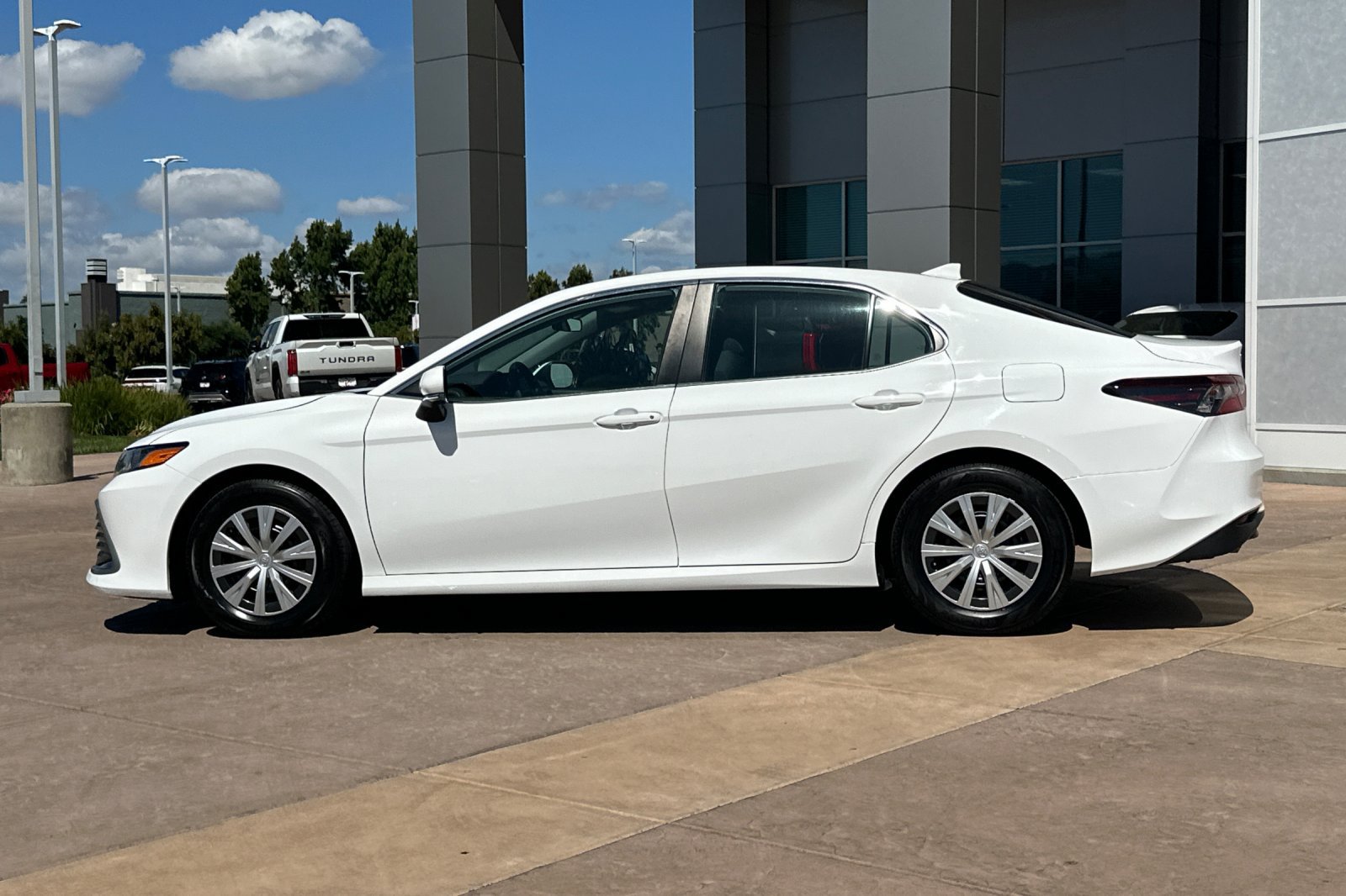 Certified 2023 Toyota Camry LE FWD image 8