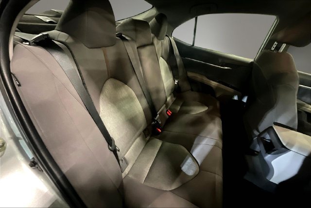 Used 2019 Toyota Camry LE w/ Convenience Package FWD image 24