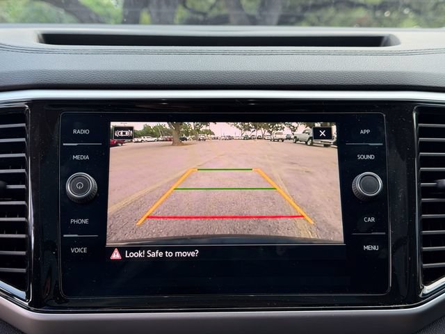 Used 2022 Volkswagen Atlas SE w/ Panoramic Sunroof Package FWD image 15