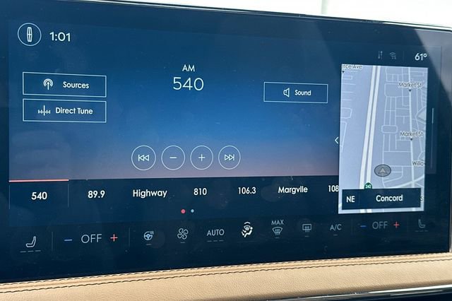 Used 2023 Lincoln Corsair Reserve w/ Equipment Group 201A image 18