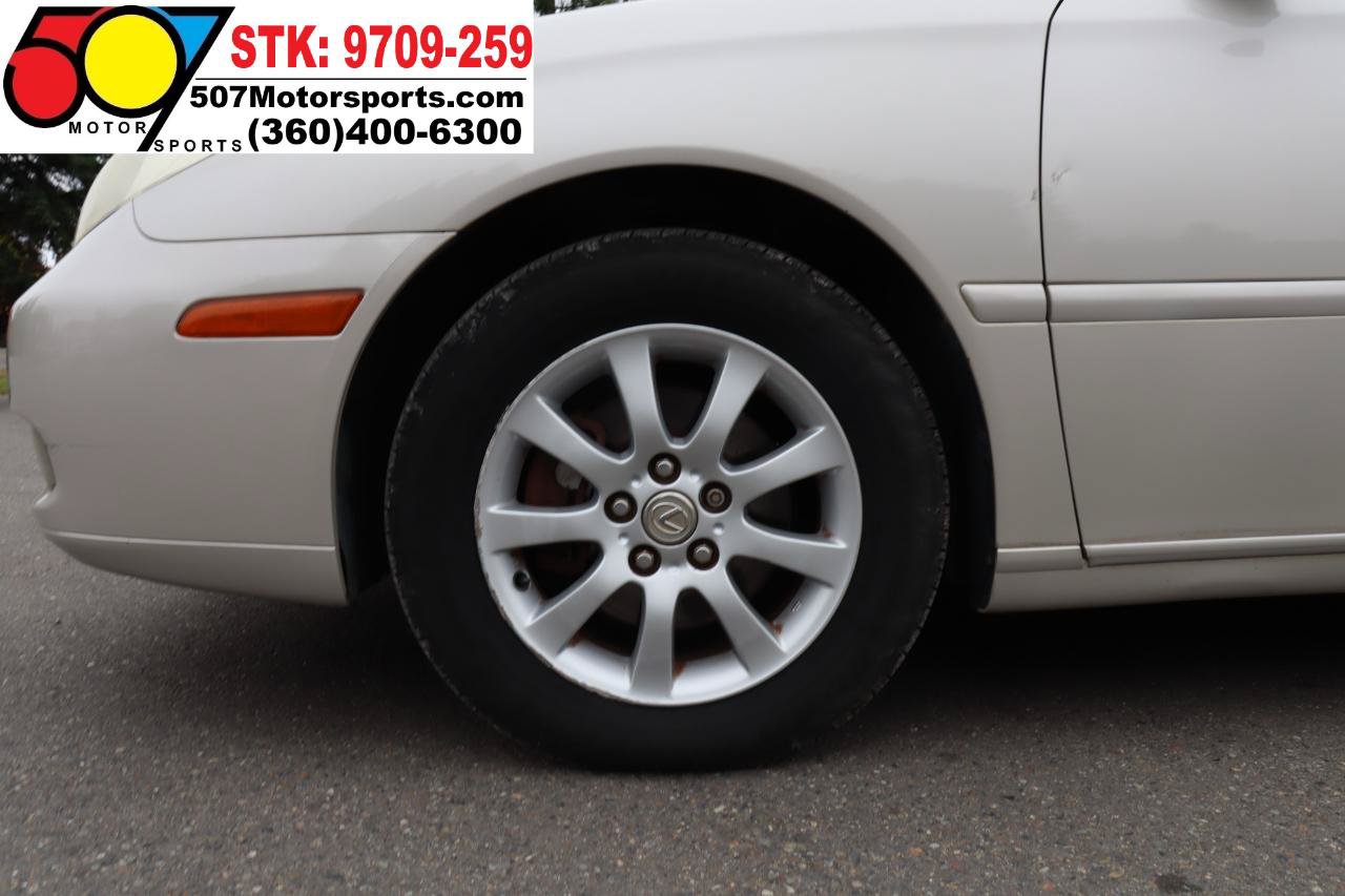 Used 2002 Lexus ES 300 FWD image 20