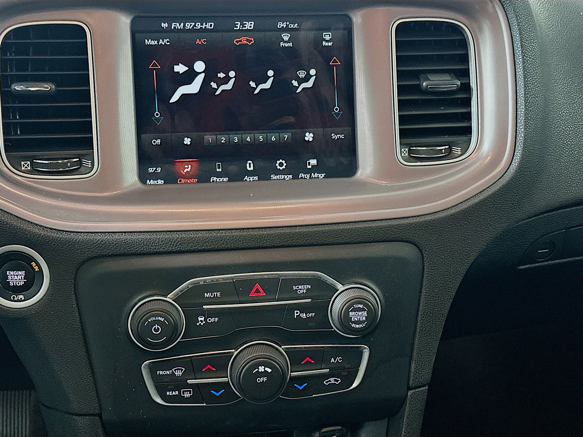 Used 2023 Dodge Charger SXT RWD image 23