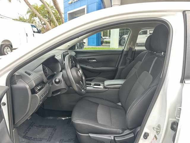 Used 2024 Nissan Sentra SV FWD image 30