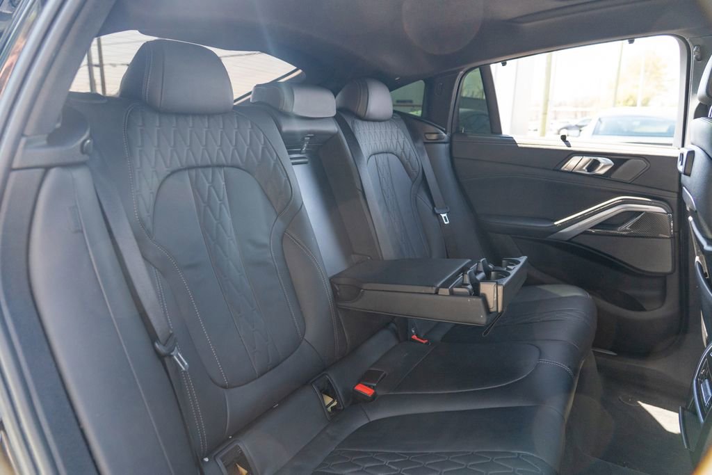 Used 2023 BMW X6 M50i w/ Executive Package image 19