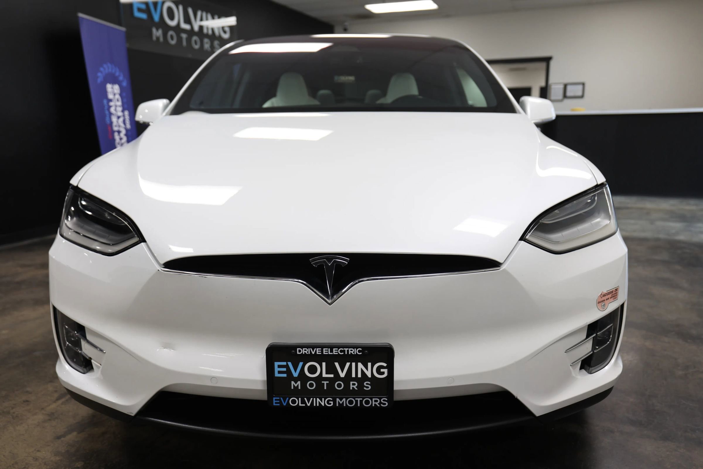 Used 2019 Tesla Model X Long Range AWD/4WD image 6