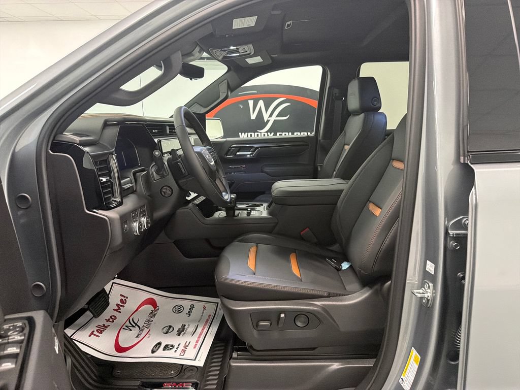 New 2026 GMC Sierra 1500 AT4 w/ AT4 Premium Package AWD/4WD image 8