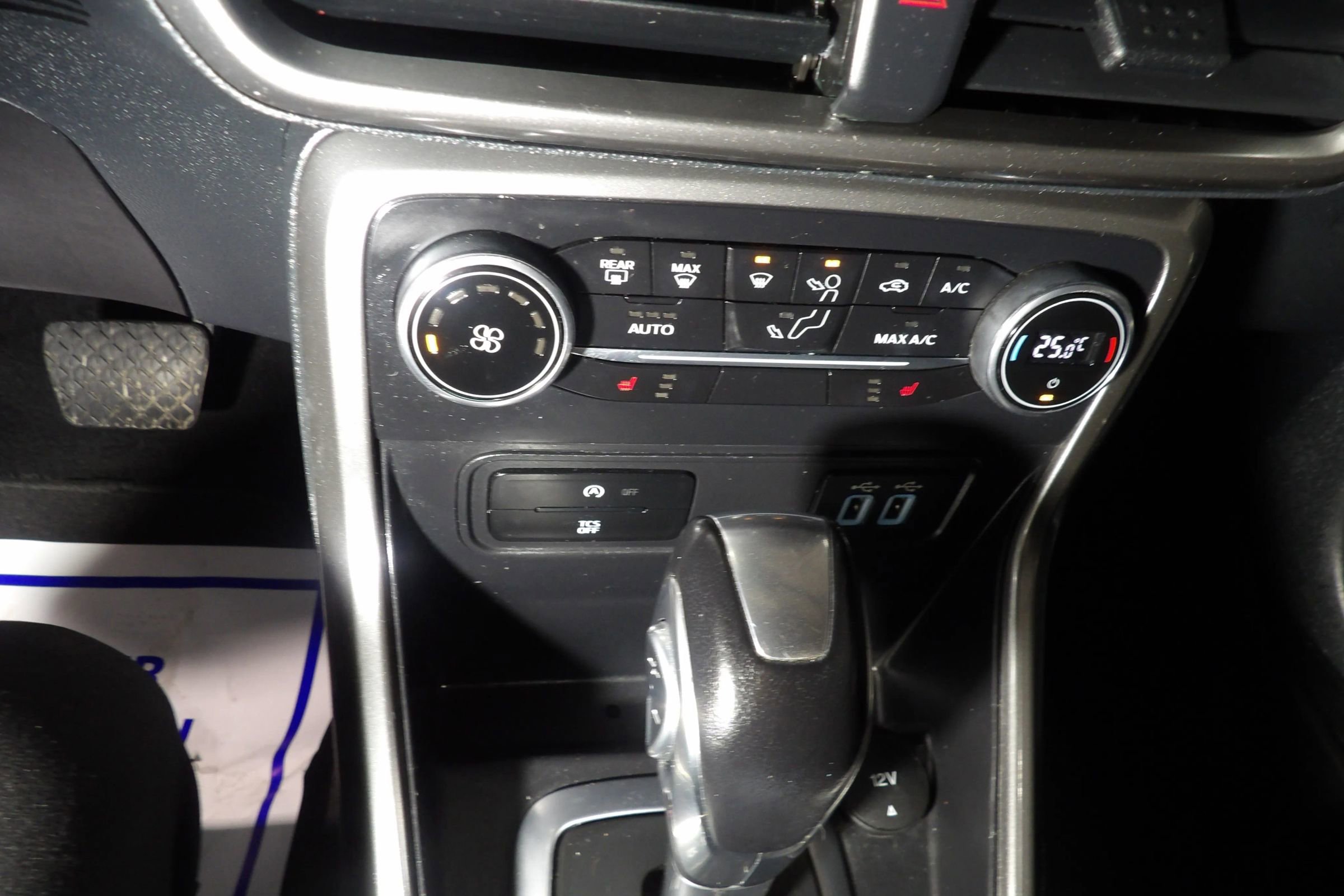 Used 2018 Ford EcoSport SE image 14